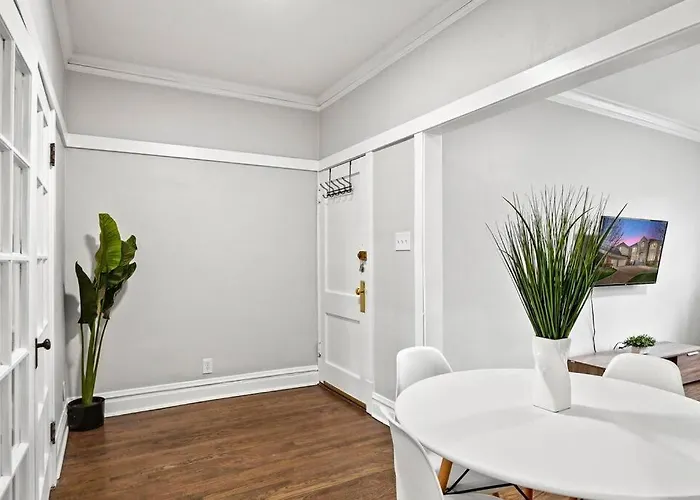 2br Stylish In Avondale Close To Shops - Roscoe 1w *