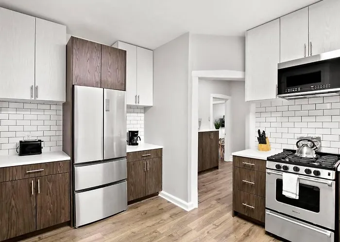 2br Stylish In Avondale Close To Shops - Roscoe 1w
